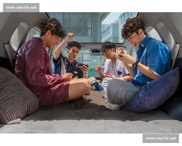 夜袭台球厅:年轻人的解压新战场 夜袭台球厅:年轻人的解压新战场