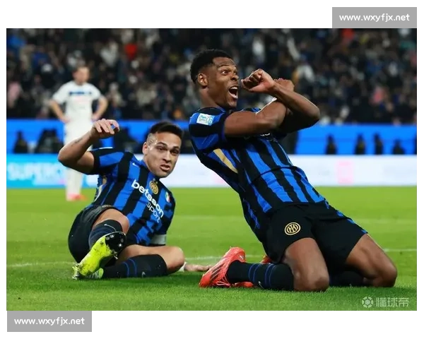 邓弗里斯距荷兰纪录仅差 3 球 科曼盼纪录易主 邓弗里斯距荷兰纪录仅差 3 球 科曼盼纪录易主